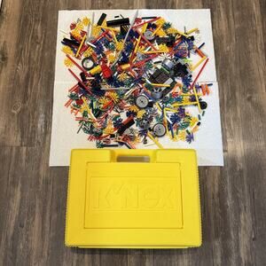 Vintage 90's K'NEX Yellow Hard Carrying Case with lots of loose Knex pieces